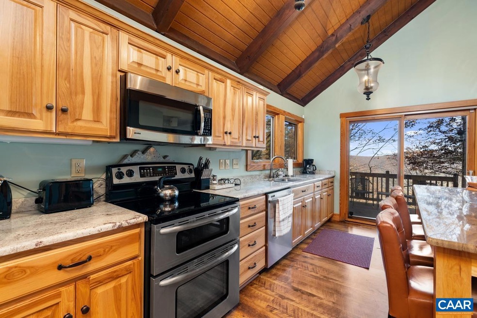 120 Squirrel Tree Ln, Roseland, VA 22967 - photo 1