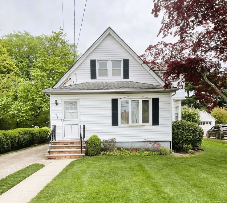 76 Mayfair Ave, West Hempstead, NY 11552 - photo 1