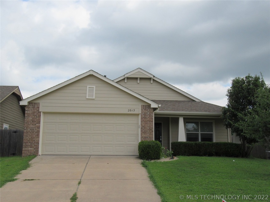 2613 N 21st St, Broken Arrow, OK 74012 - photo 1