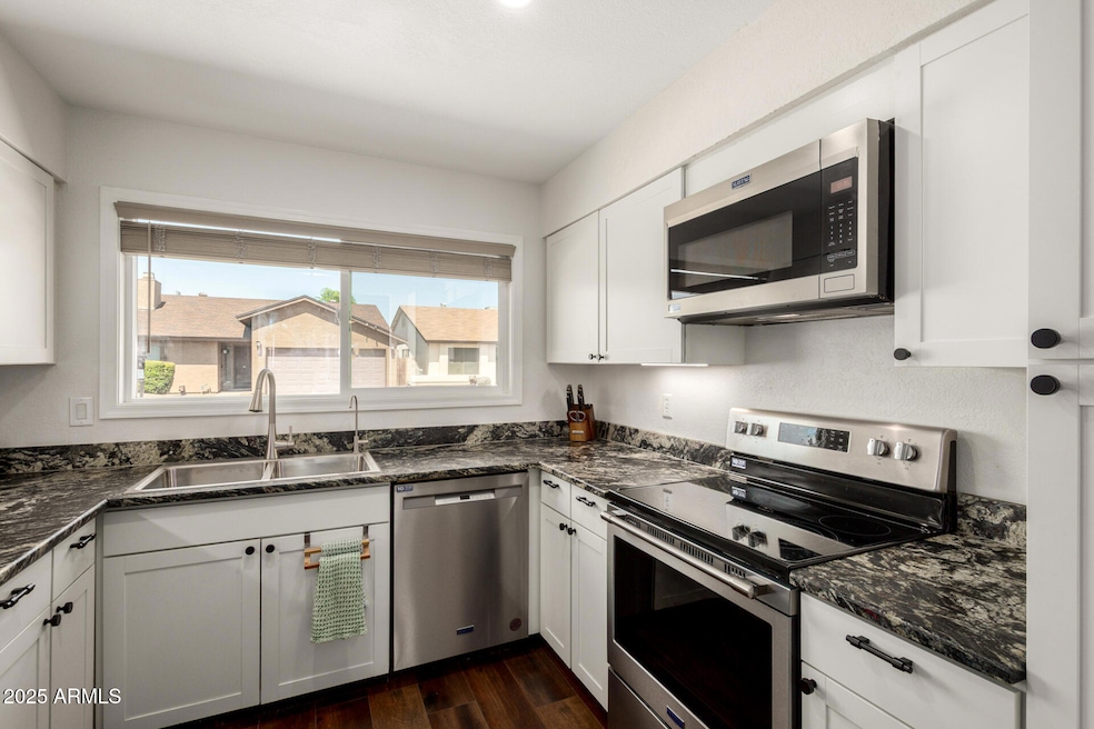 08- 14235 N 26th LN, Phoenix, AZ 85023
