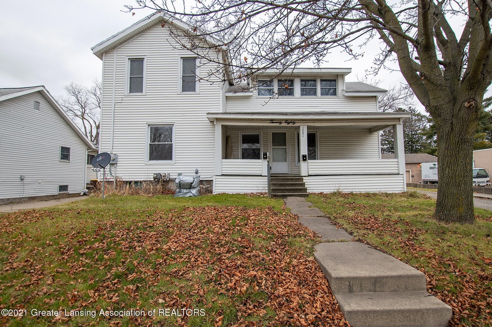 2080 Cedar St. Photos