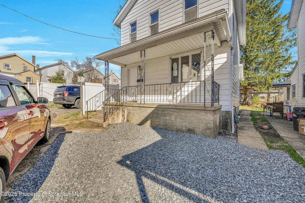 115 Morris Ave, Scranton, PA 18504 - photo 1