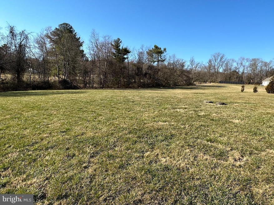 10 Michelle Way, Round Hill, VA 20141 - photo 1