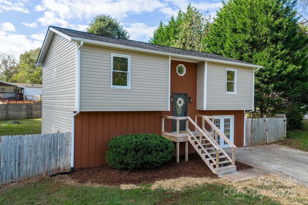 Under Contract $283,700