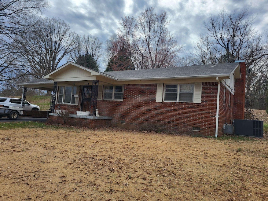 119 Forney Rd, Huntingdon, TN 38344