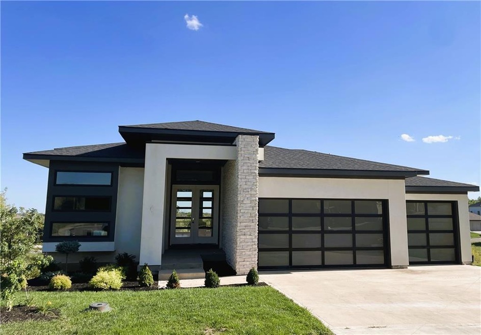 22659 W 87th St, Lenexa, KS 66227 - photo 1