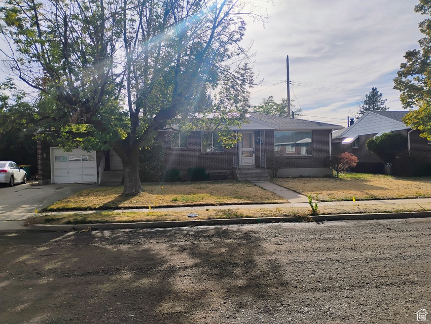 70 Sycamore Cir, Clearfield, UT 84015 - photo 1