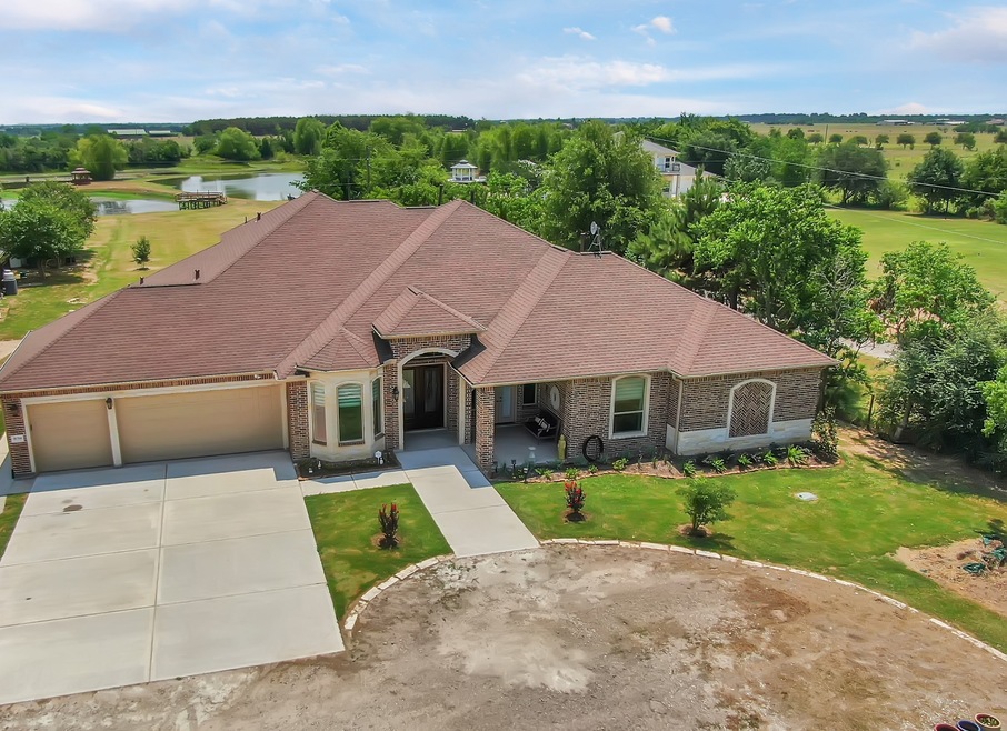16314 Penick Rd, Waller, TX 77484 - photo 1