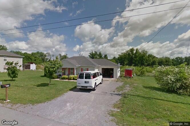 310 Cottonwood Dr, Shelbyville, TN 37160 - photo 1