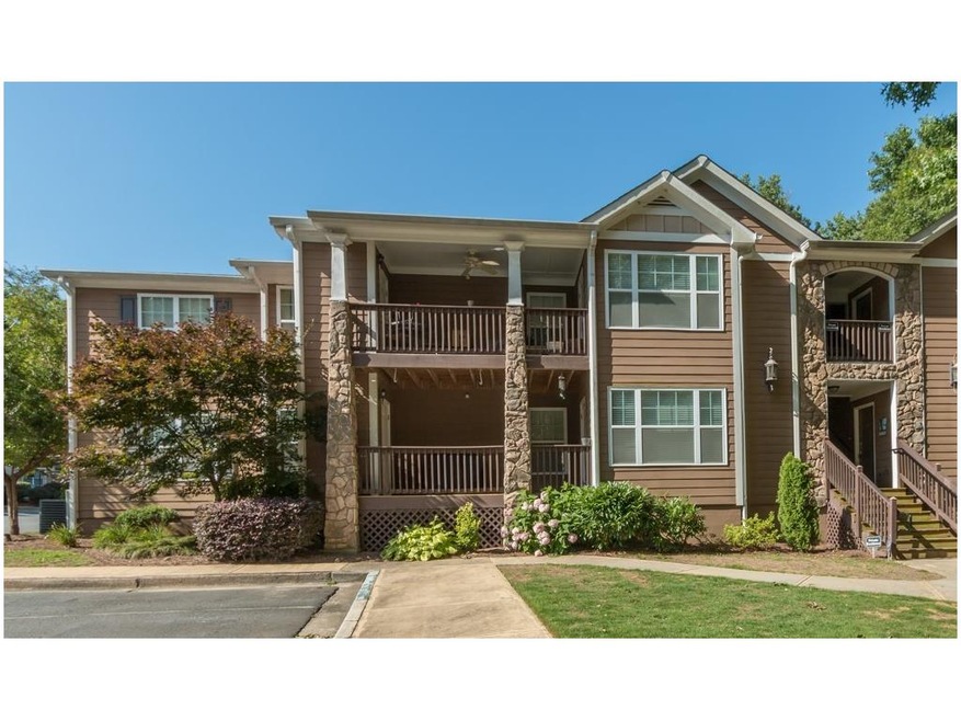 This unit is the bottom unit. The pretty yard incl