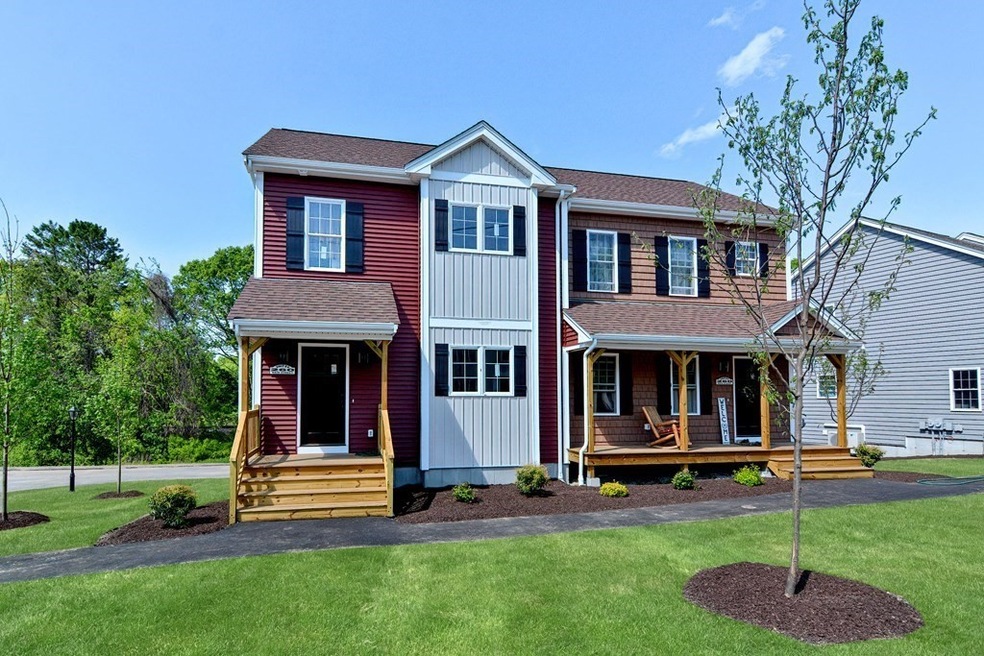 260 Main St unit 4, Blackstone, MA 01504 - photo 1