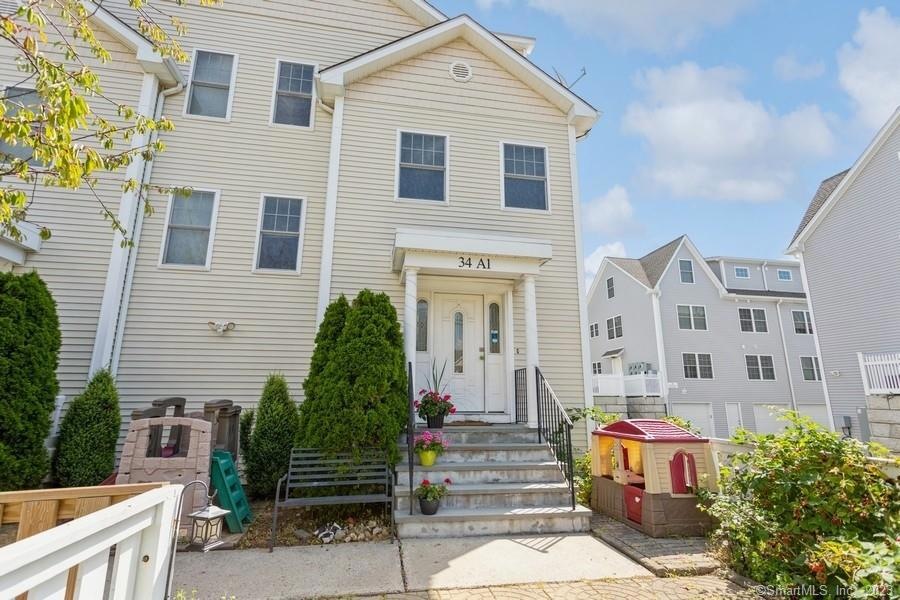 WELCOME HOME TO 34 FERRIS AVE