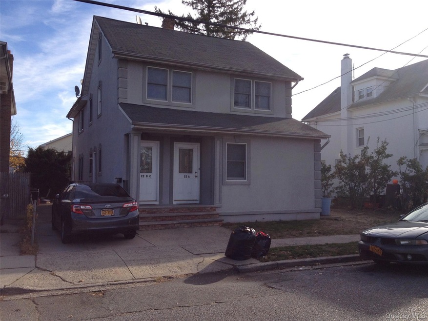 22 Franklin St unit 22D, Franklin Square, NY 11010 - photo 1