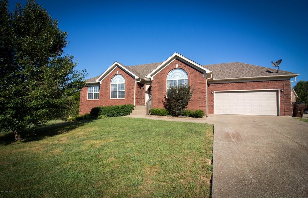 467 Persimmon Dr, Mount Washington, KY 40047 - photo 1