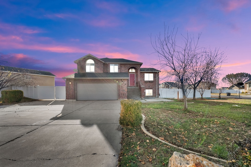 1403 N 3850 W, Clearfield, UT 84015 - photo 1