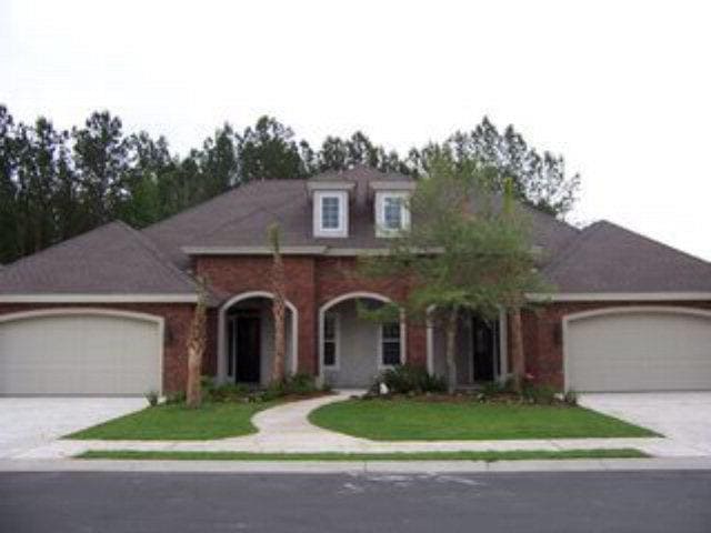 128 Fox Run Dr, Brunswick, GA 31525 - photo 1