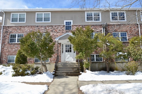 8 Mayberry Dr unit 6, Westborough, MA 01581 - photo 1