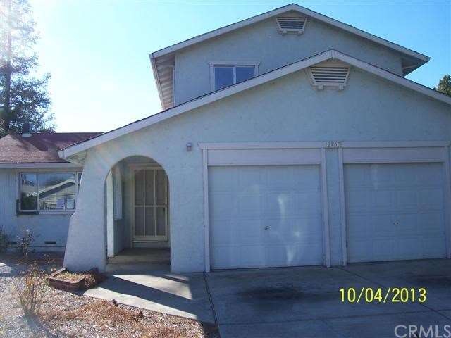 Front of 12750 Blue Heron Court