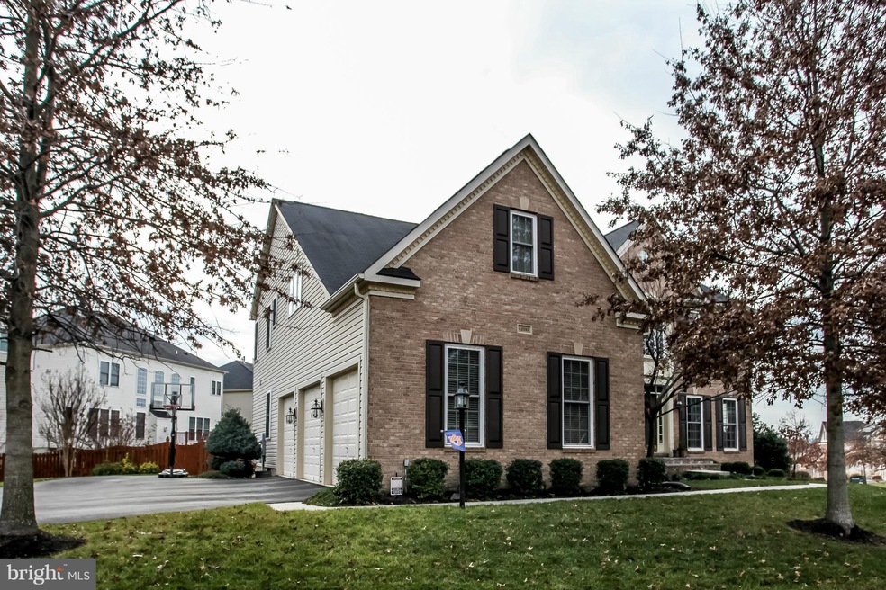 42093 Porch Light Dr, Aldie, VA 20105 - photo 1