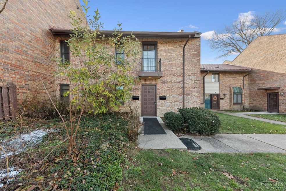 29 Stillmeadow Dr unit 29, Cincinnati, OH 45245 - photo 1