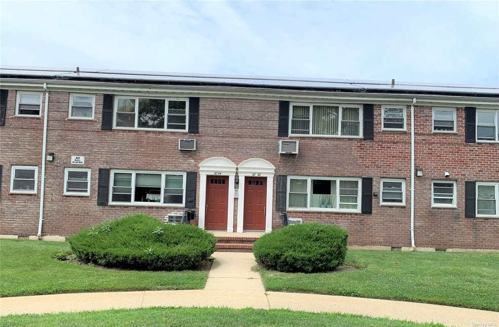 67-42 152nd St unit 282B, Flushing, NY 11367 - photo 1