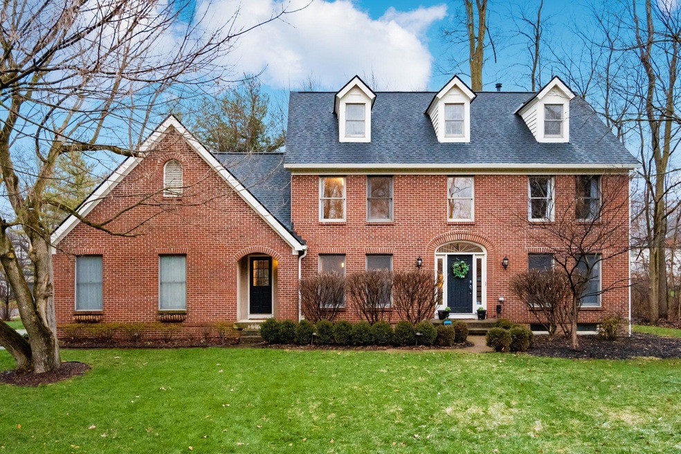 [002] 1310 Harrison Pond Dr, Ne