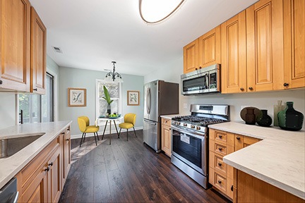 2148 Lancaster Cir unit 201A, Naperville, IL 60565 - photo 1