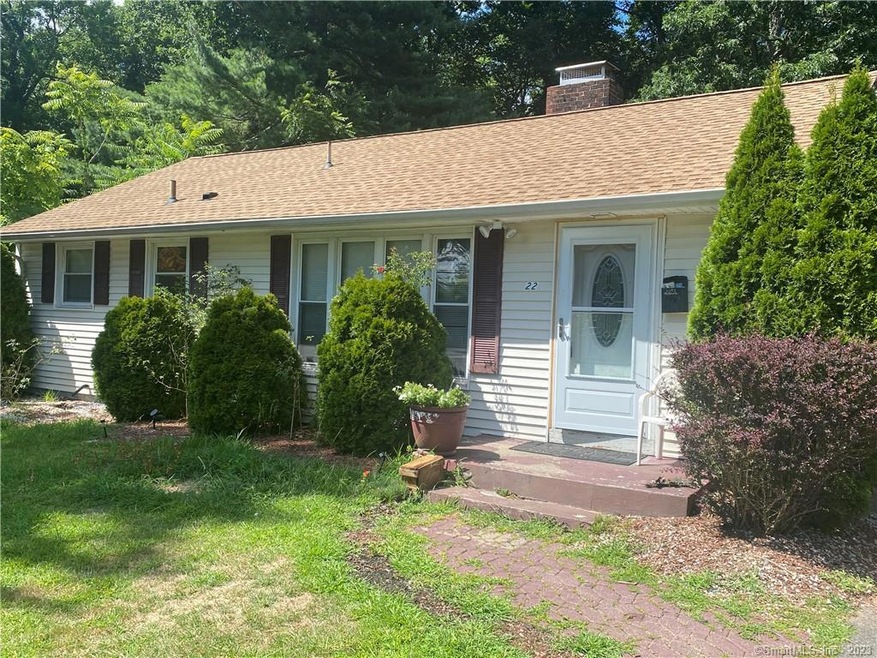 22 Daniel Blvd, Bloomfield, CT 06002 - photo 1