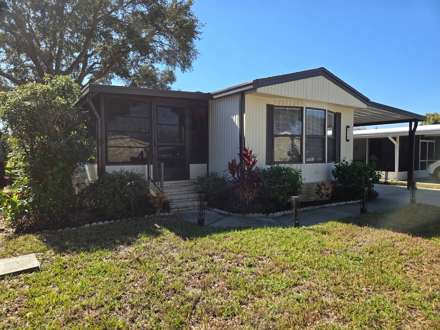 911 Birdie Ct, Winter Haven, FL 33881 - photo 1