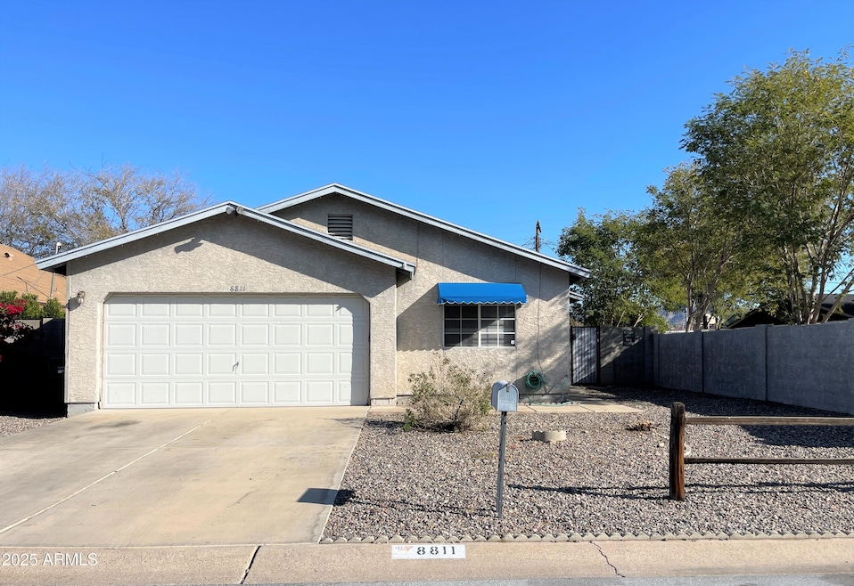 8811 N 5th St, Phoenix, AZ 85020 - photo 1