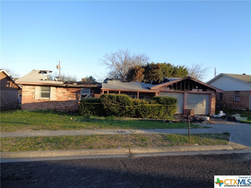 1112 Randa St, Copperas Cove, TX 76522 - photo 1