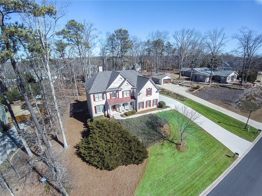 Huge Lot with Private Backyard
