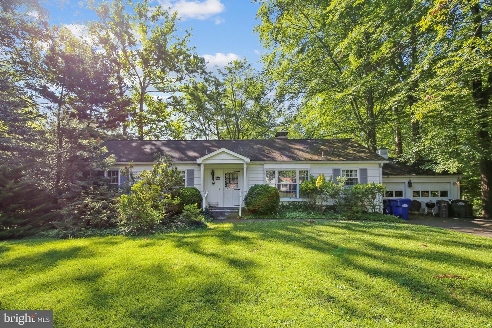 5931 Frazier Ln, McLean, VA 22101 - photo 1