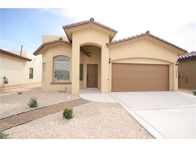 13459 Hazlewood St, Horizon City, TX 79928 - photo 1