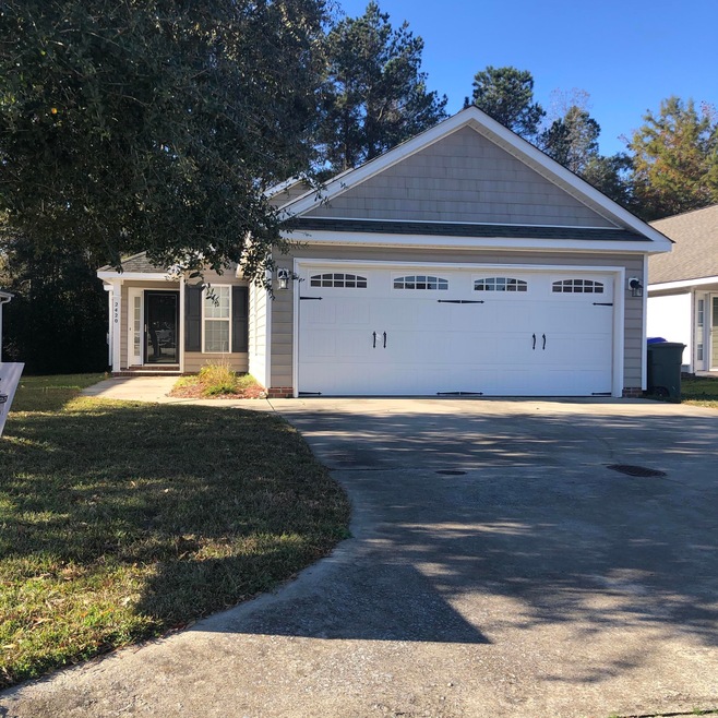 2420 Sawgrass Dr, Winterville, NC 28590 - photo 1