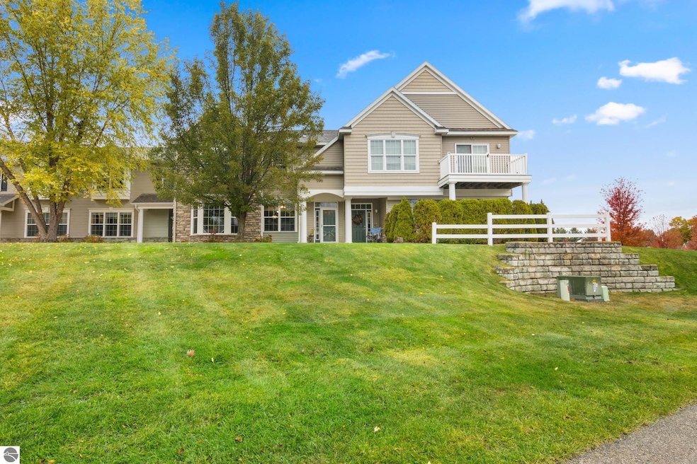 3239 Wexford Dr, Traverse City, MI 49685 - photo 1