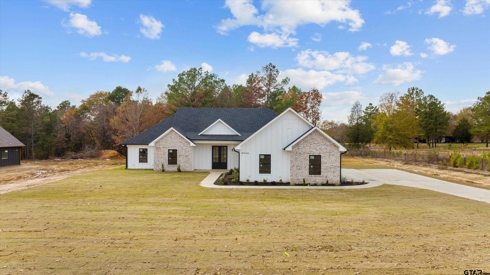 10946 County Road 233, Arp, TX 75750 - photo 1