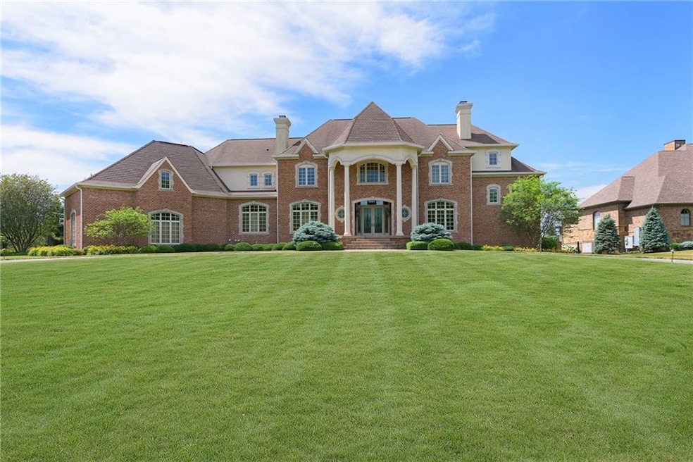 Sold $2,315,000 • Co-Listing Agent