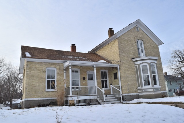 164 N Gifford St, Elgin, IL 60120 - photo 1