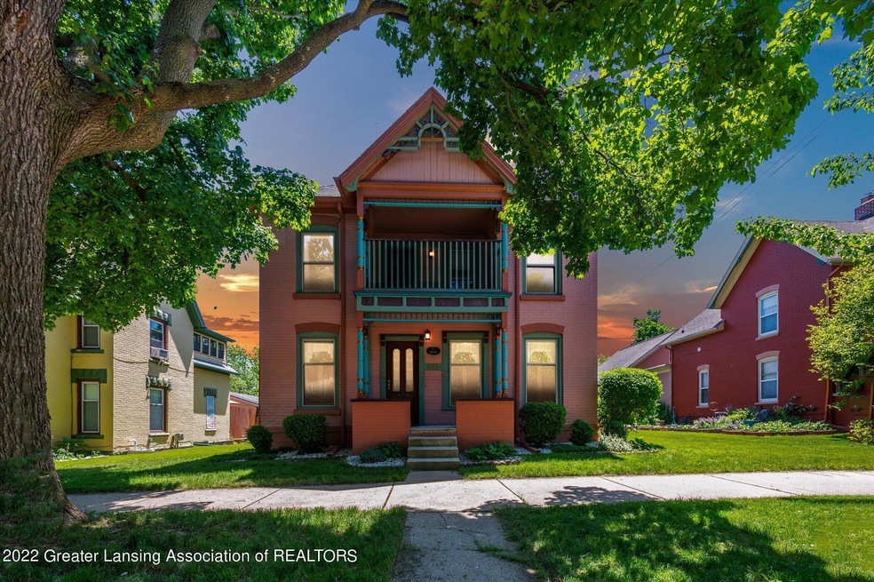 621 W Shiawassee St, Lansing, MI 48933 - photo 1