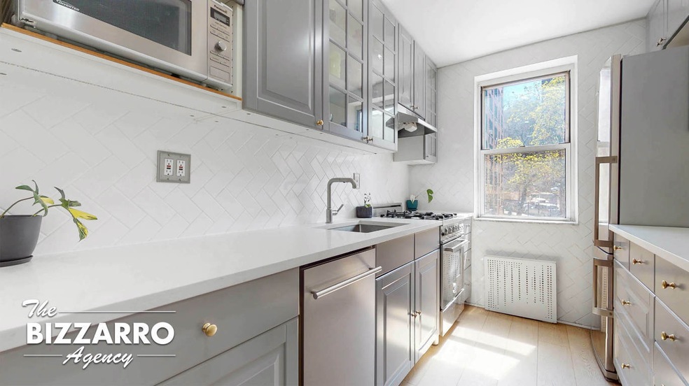 4 Bogardus Place unit 2F, New York, NY 10040 - photo 1