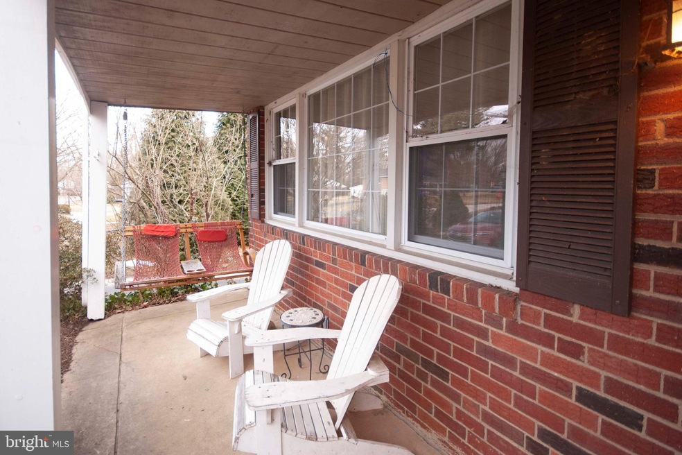 517 Georgetown Rd, Wallingford, PA 19086 - photo 1