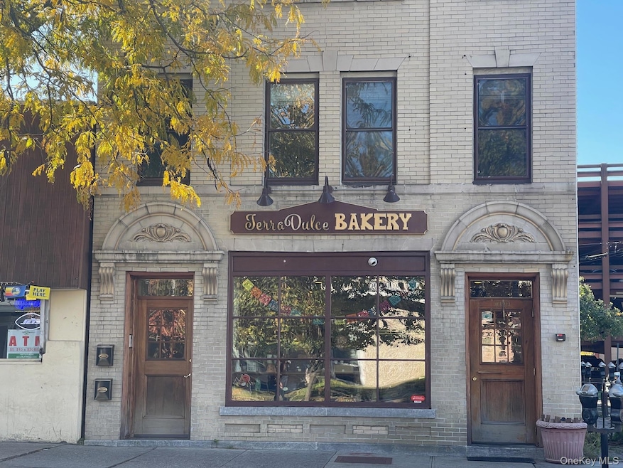 1049 Main St unit 2, Peekskill, NY 10566 - photo 1