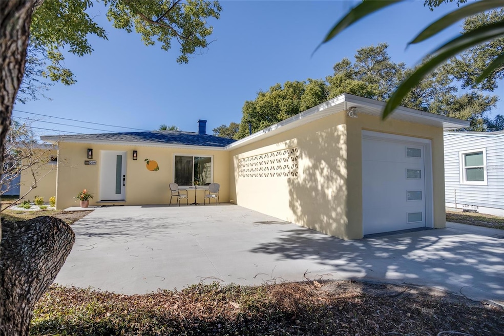 229 Lime Cir S, Dunedin, FL 34698 - photo 1