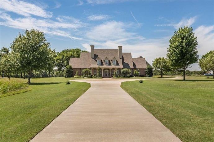 8686 W Waterloo Rd, Edmond, OK 73025 - photo 1