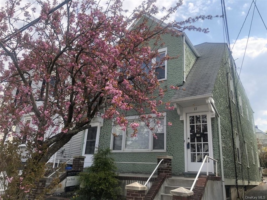 17 S Eckar St unit B, Irvington, NY 10533 - photo 1