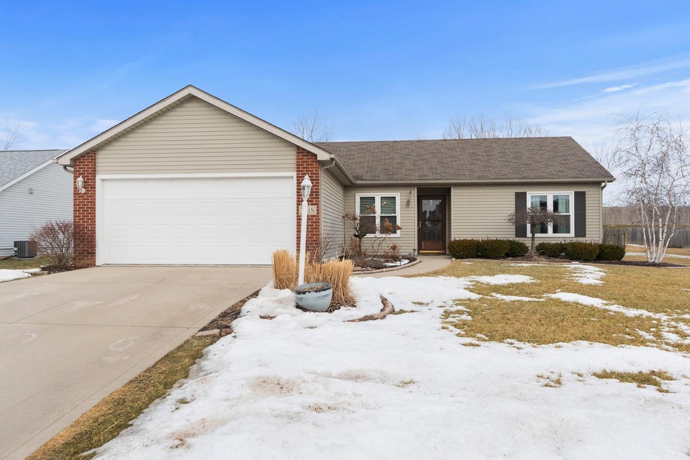 7618 Maeve Dr, Fort Wayne, IN 46835 - photo 1