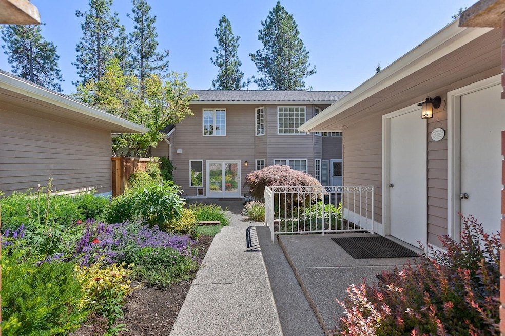 731 E Inverness Ln, Spokane, WA 99223 - photo 1