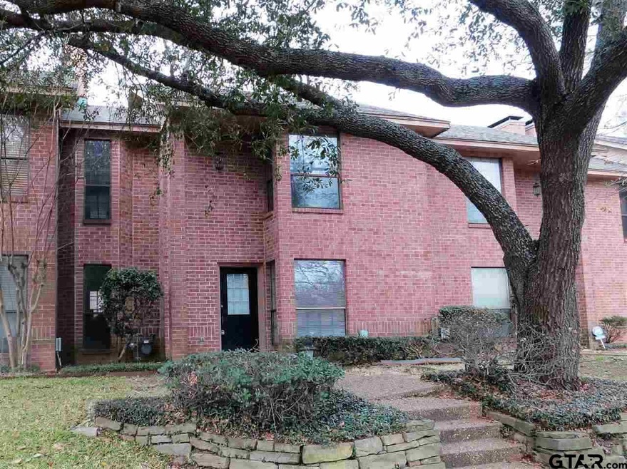 5825 5825 Hollytree, Tyler, TX 75703 - photo 1