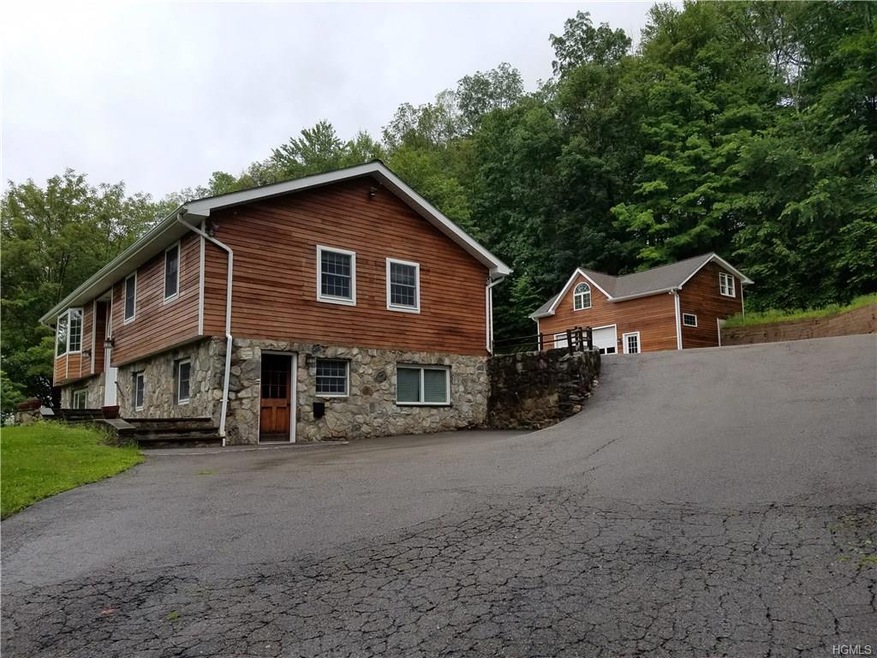 268 Peekskill Hollow Rd, Putnam Valley, NY 10579 - photo 1